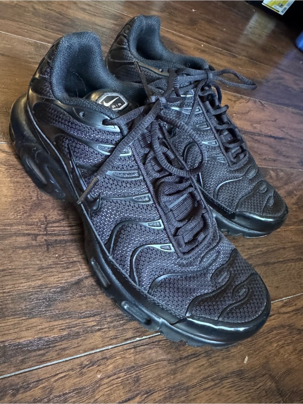 Nike Men's Black Air Max Plus Running Sneakers NEW